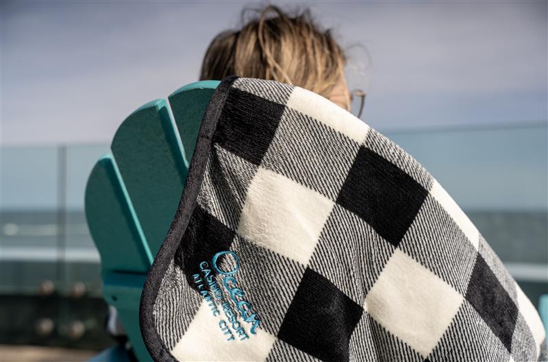 Ocean Plaid Sherpa Throw Blanket